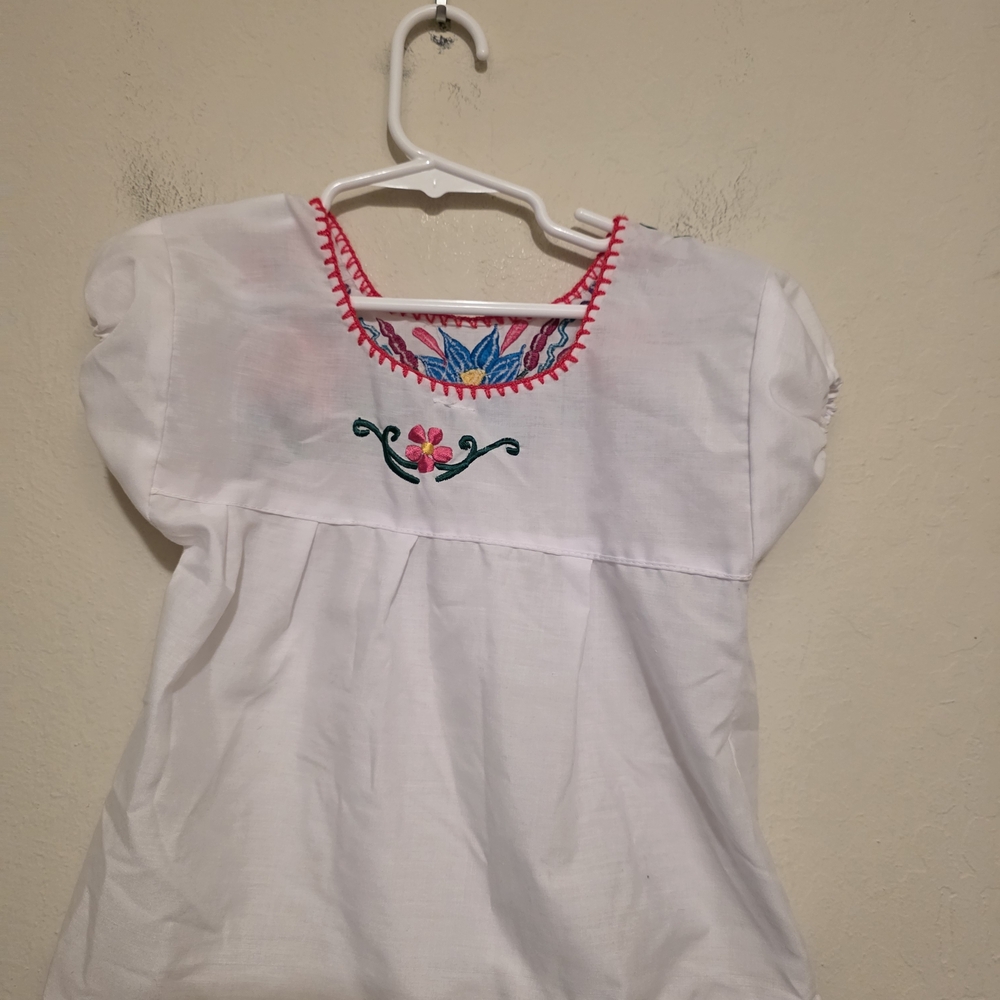 Mexican Colorful Floral Embroidered White Kids Blouse Size 4T - Picture 2 of 8